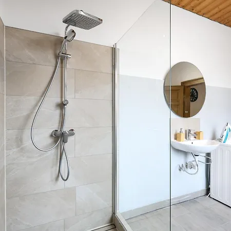 Cruwzo - Modern Centrally Located Apartment With Parking Ингольштадт Экстерьер фото