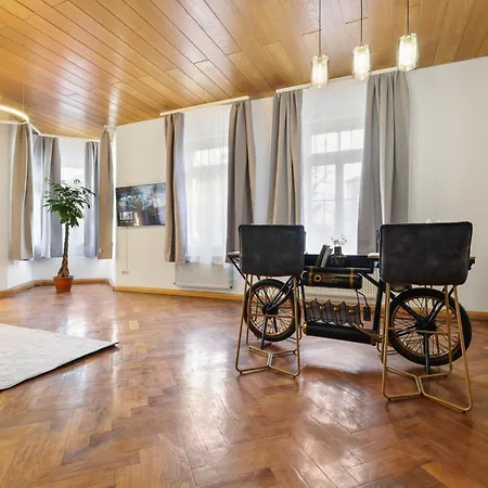 Cruwzo - Modern Centrally Located Apartment With Parking Ингольштадт Экстерьер фото