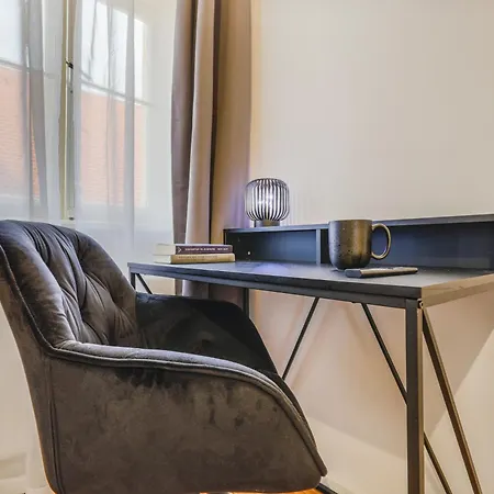 Cruwzo - Modern Centrally Located Apartment With Parking Ингольштадт Экстерьер фото