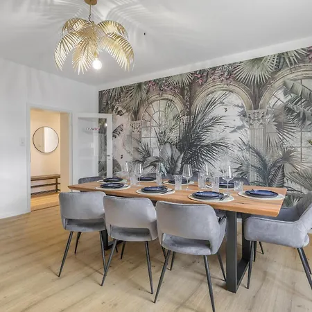Cruwzo - Modern Centrally Located Apartment With Parking Ингольштадт Экстерьер фото