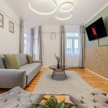 Cruwzo - Modern Centrally Located Apartment With Parking Ингольштадт Экстерьер фото