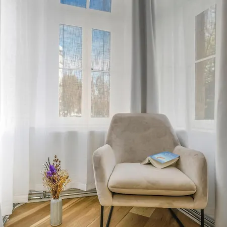 Cruwzo - Modern Centrally Located Apartment With Parking Ингольштадт Экстерьер фото