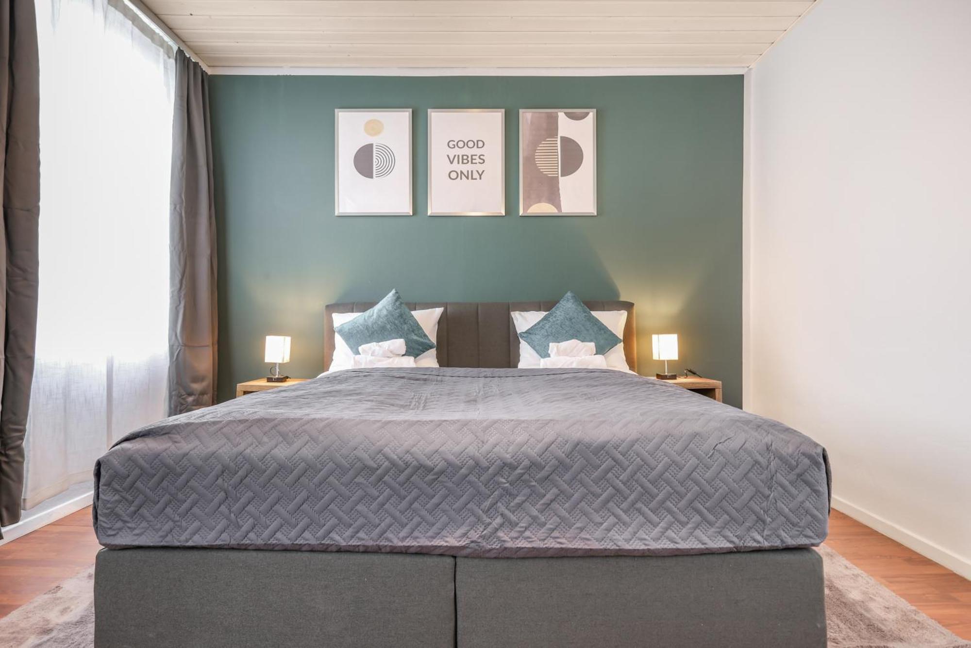 Lejlighed Cruwzo - Modern Centrally Located With Parking *