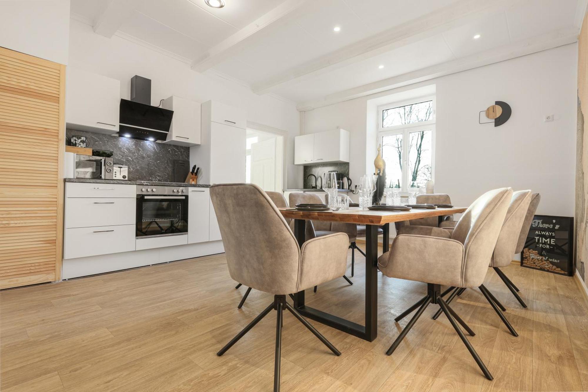 Cruwzo - Modern Centrally Located With Parking * Ingolstadt