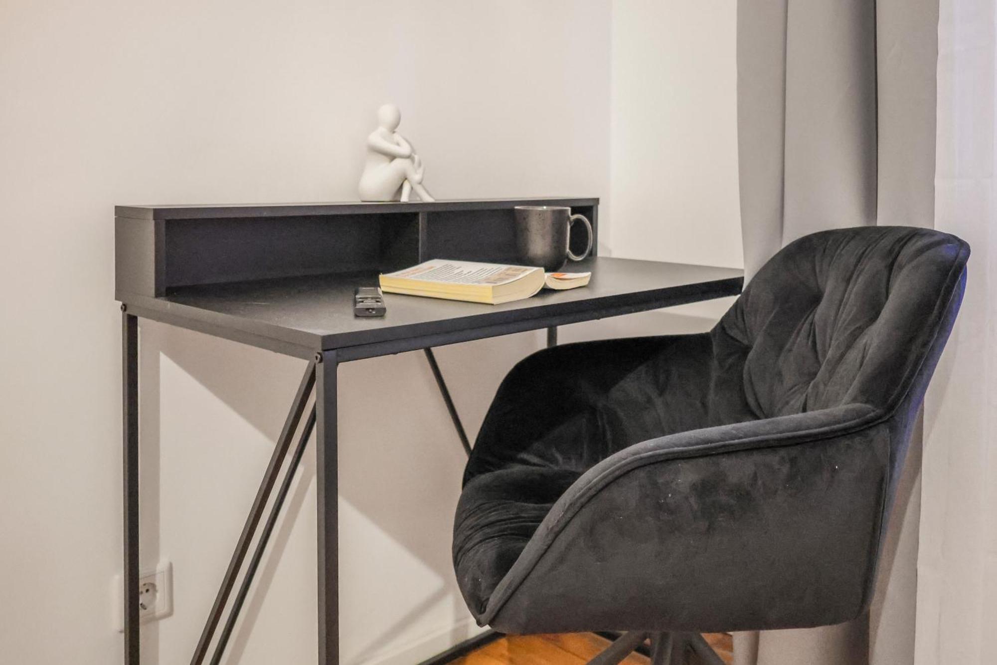 Appartement Cruwzo - Modern Centrally Located With Parking
