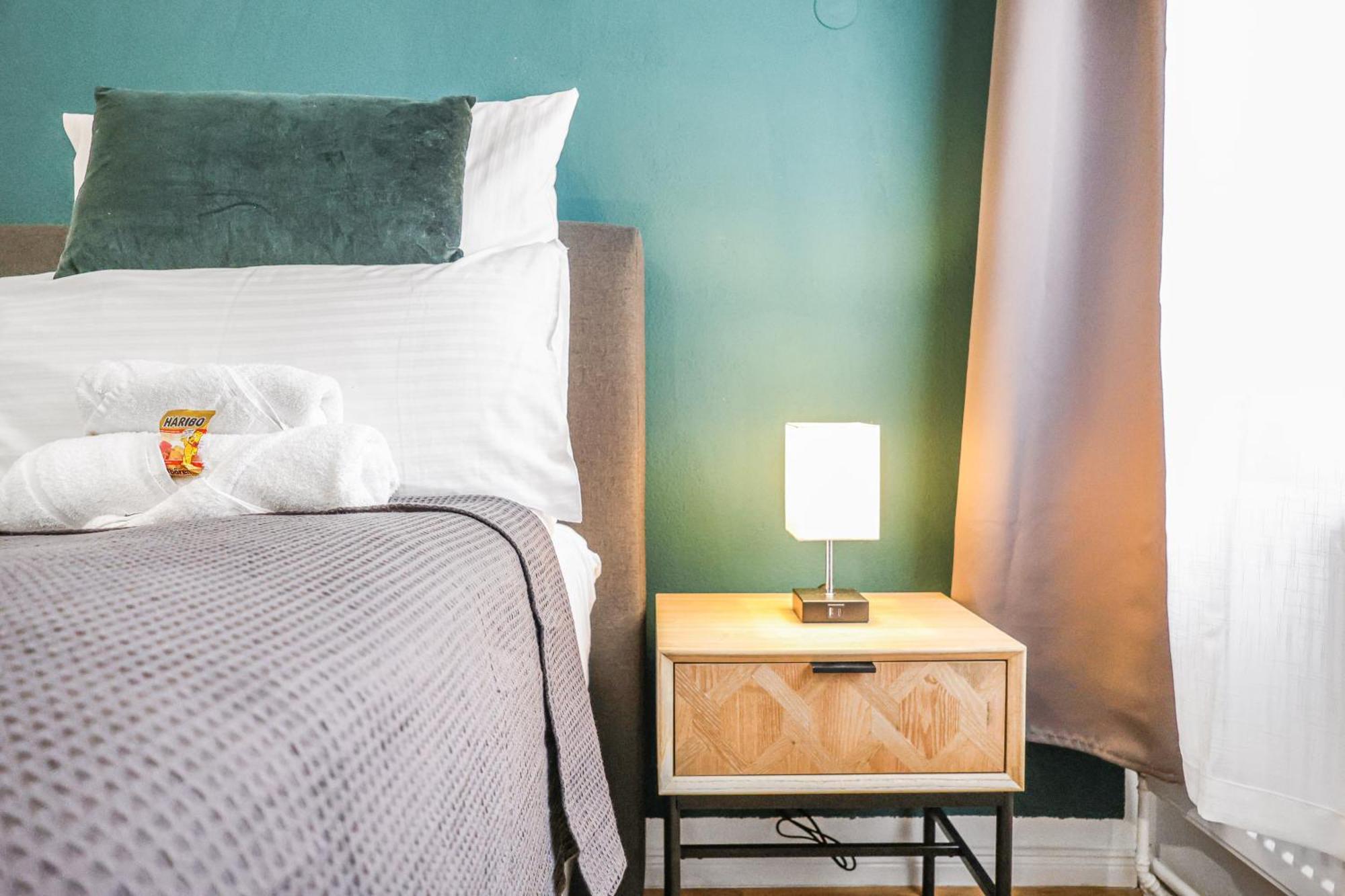 Cruwzo - Modern Centrally Located With Parking Ingolstadt