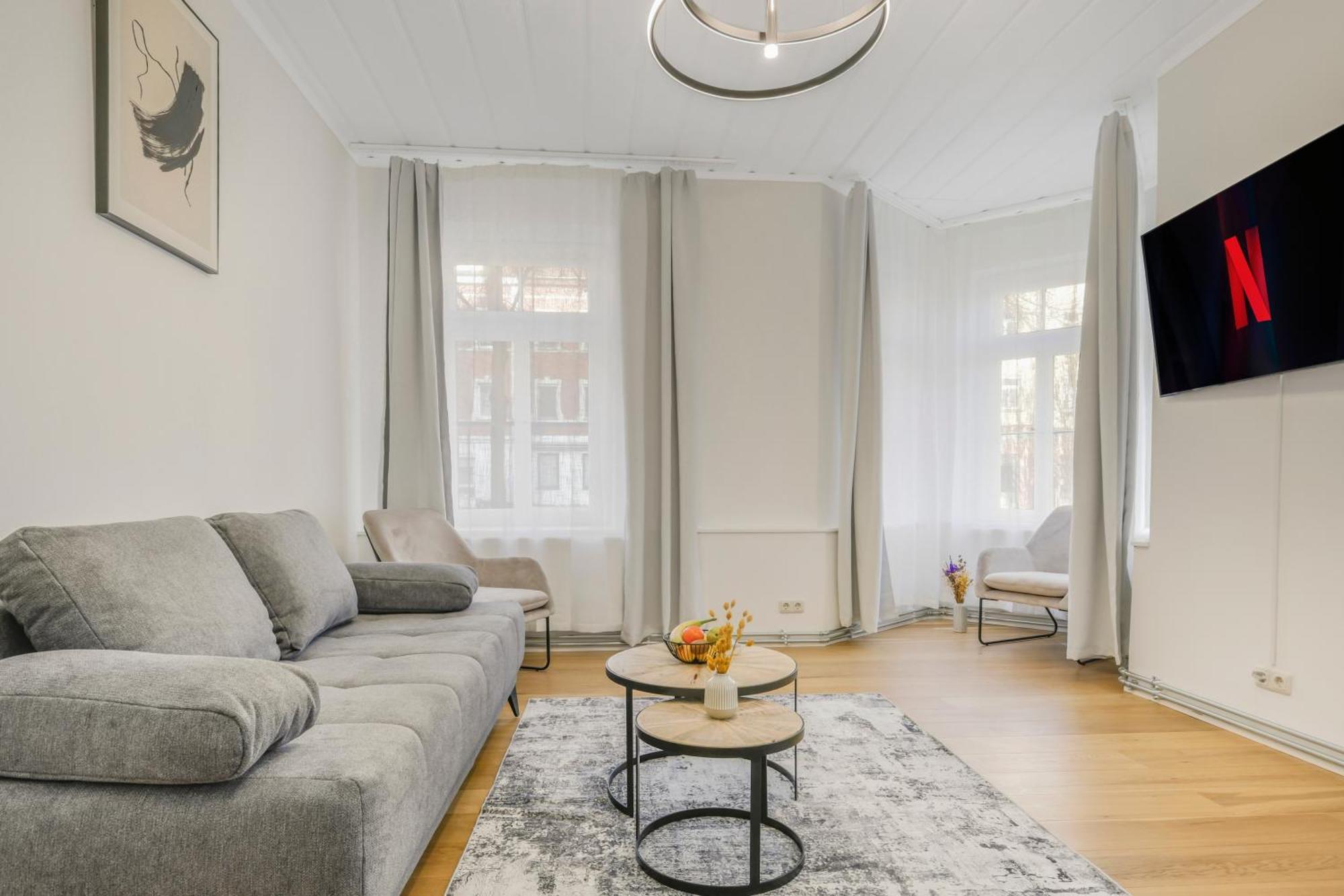 Cruwzo - Modern Centrally Located With Parking Lejlighed *